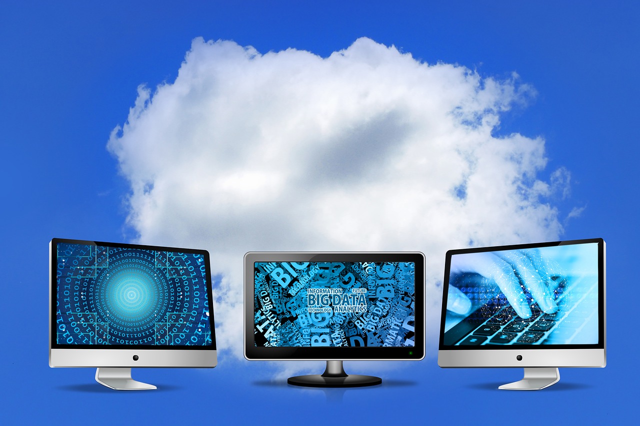 The Differences Between Types of Cloud Computing